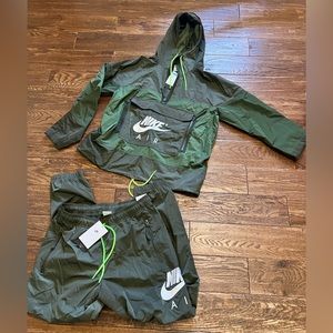 NWT Nike men’s anorak & matching pants
